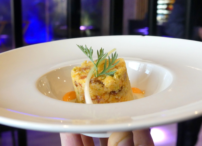 Cuscús de coliflor con crema de anchoas en salazón y emulsión de hortalizas asadas (TAPA)