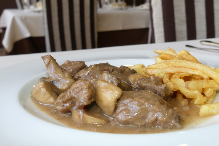Ragout de ternera a la mostaza con patatas